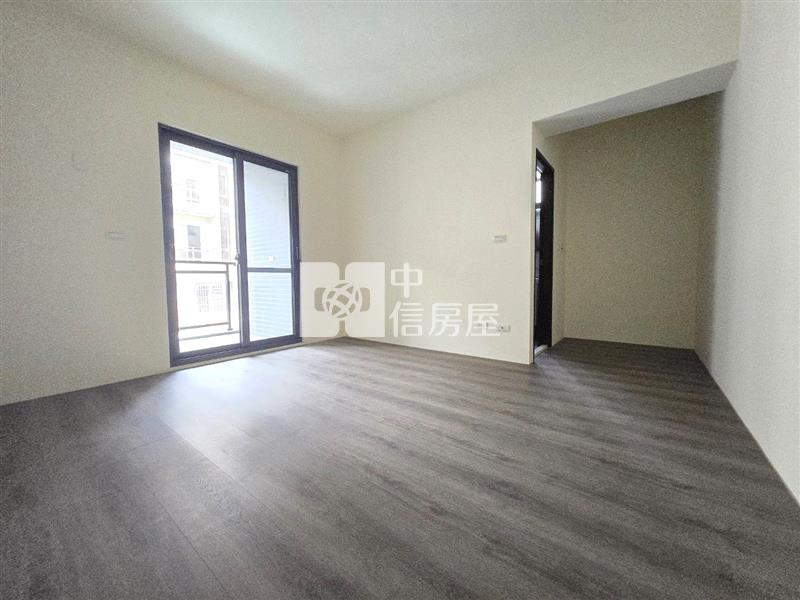 華興特區全新3房+平車房屋室內格局與周邊環境