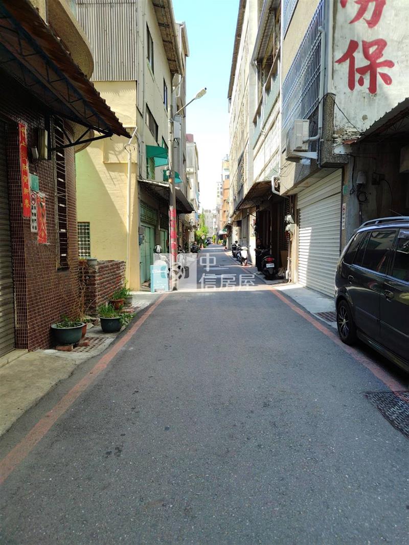 成功路近火車站店住收租透天房屋室內格局與周邊環境