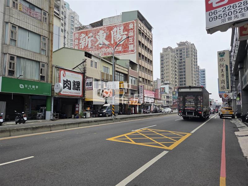 立人國小景觀平車三房房屋室內格局與周邊環境