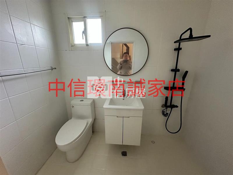 近青埔邊間透天房屋室內格局與周邊環境