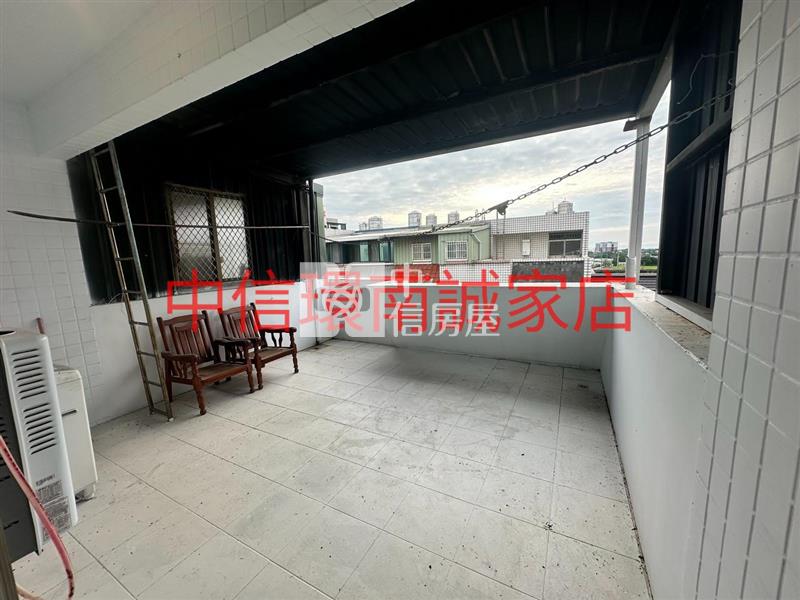 近青埔邊間透天房屋室內格局與周邊環境