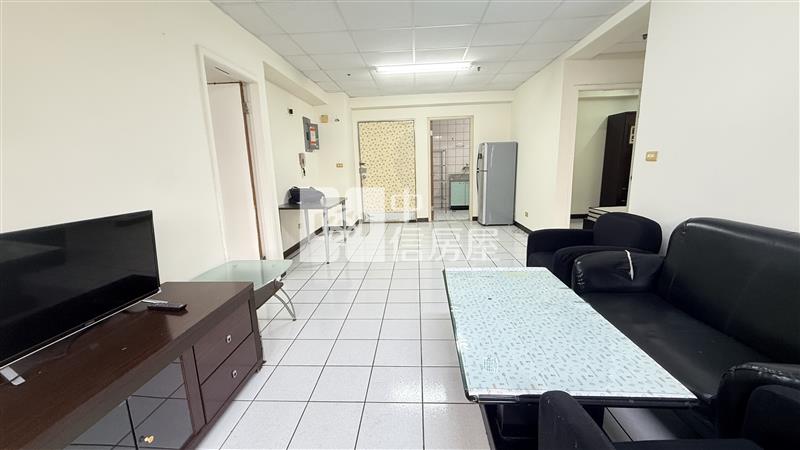 國安國宅低總價三房房屋室內格局與周邊環境