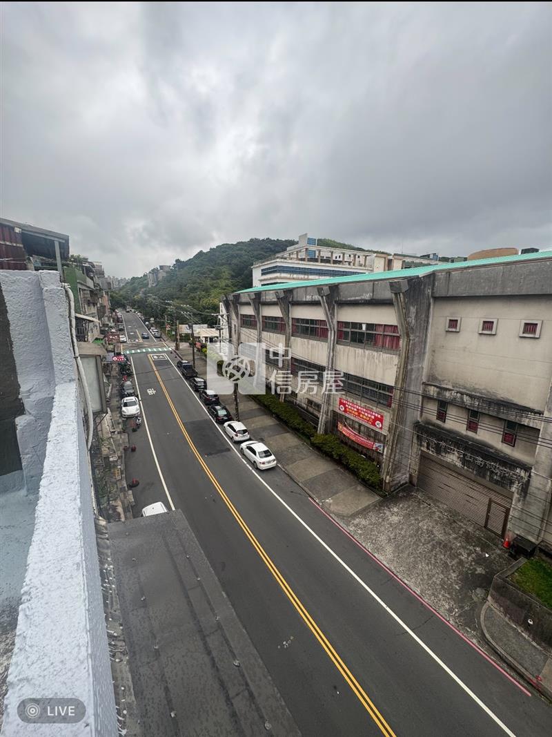 ●小資精裝兩房房屋室內格局與周邊環境