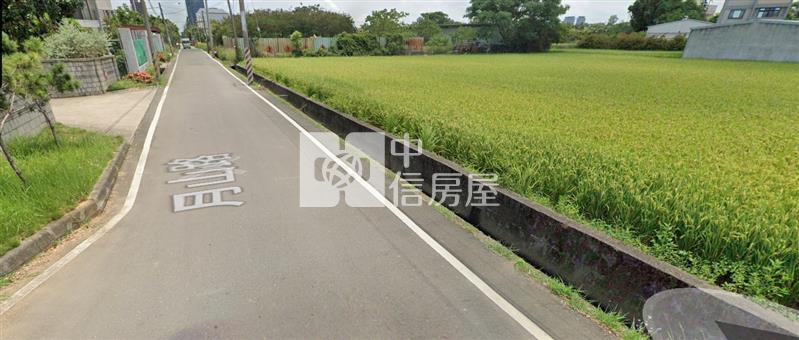 近青埔市區甲建房屋室內格局與周邊環境