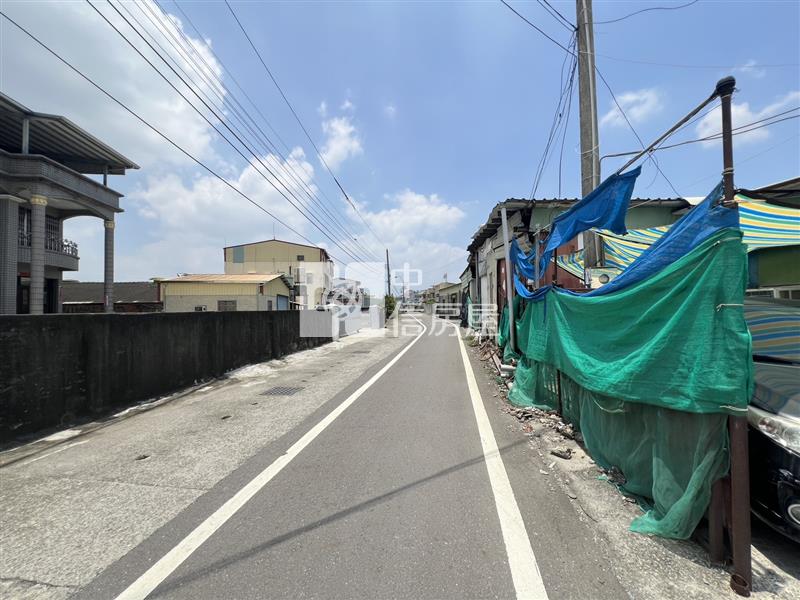 屏東房屋"和生重劃區1分鐘.雙面臨路農地(鱉池)"房屋室內格局與周邊環境