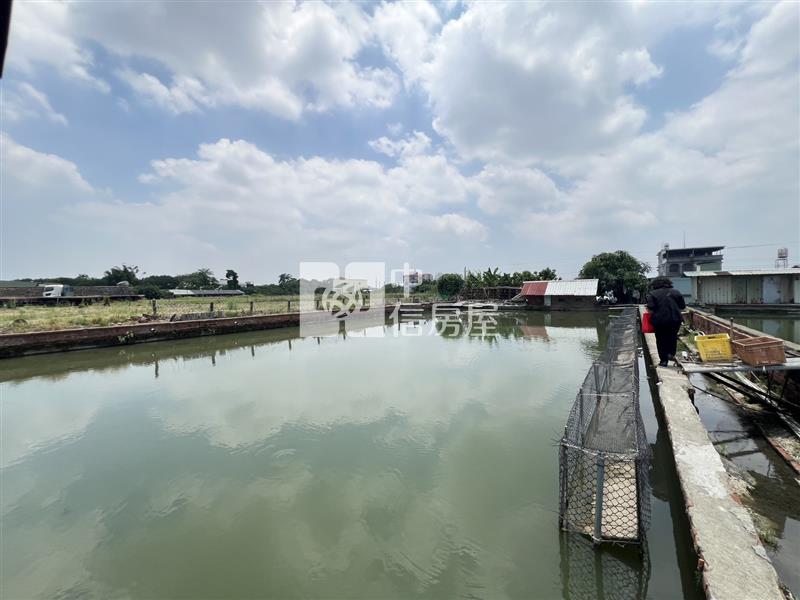 屏東房屋"和生重劃區1分鐘.雙面臨路農地(鱉池)"房屋室內格局與周邊環境