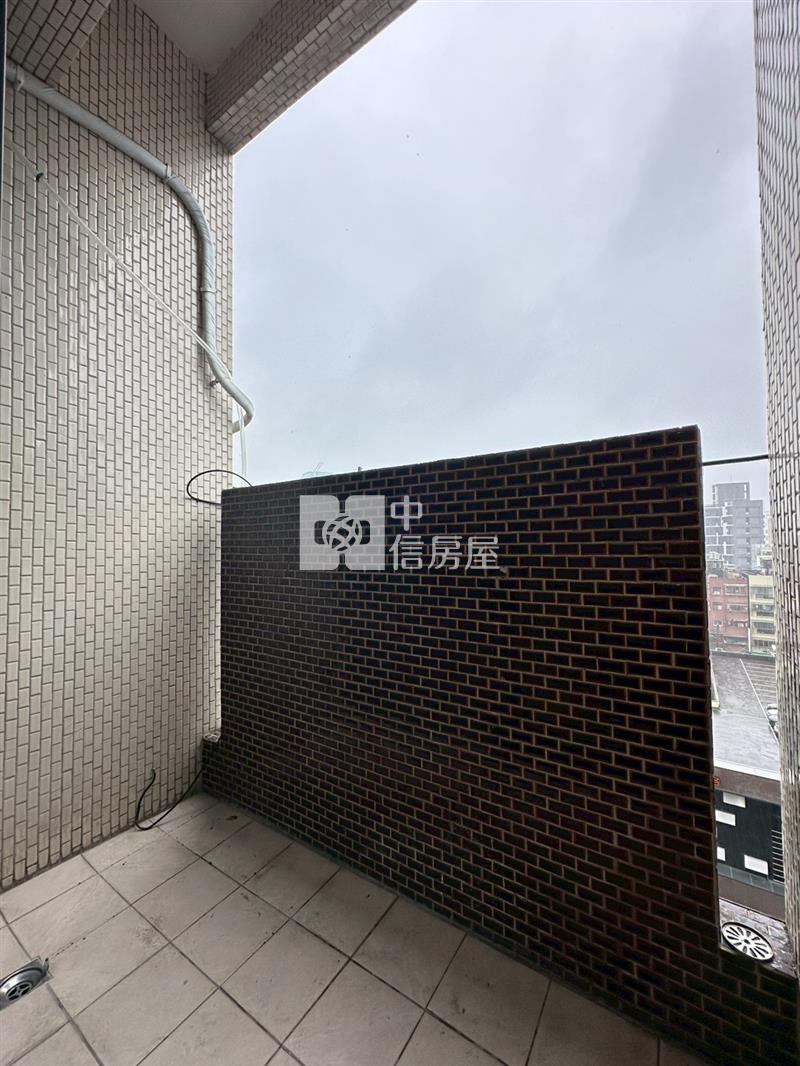 台中科大兩房兩衛免整理美廈房屋室內格局與周邊環境