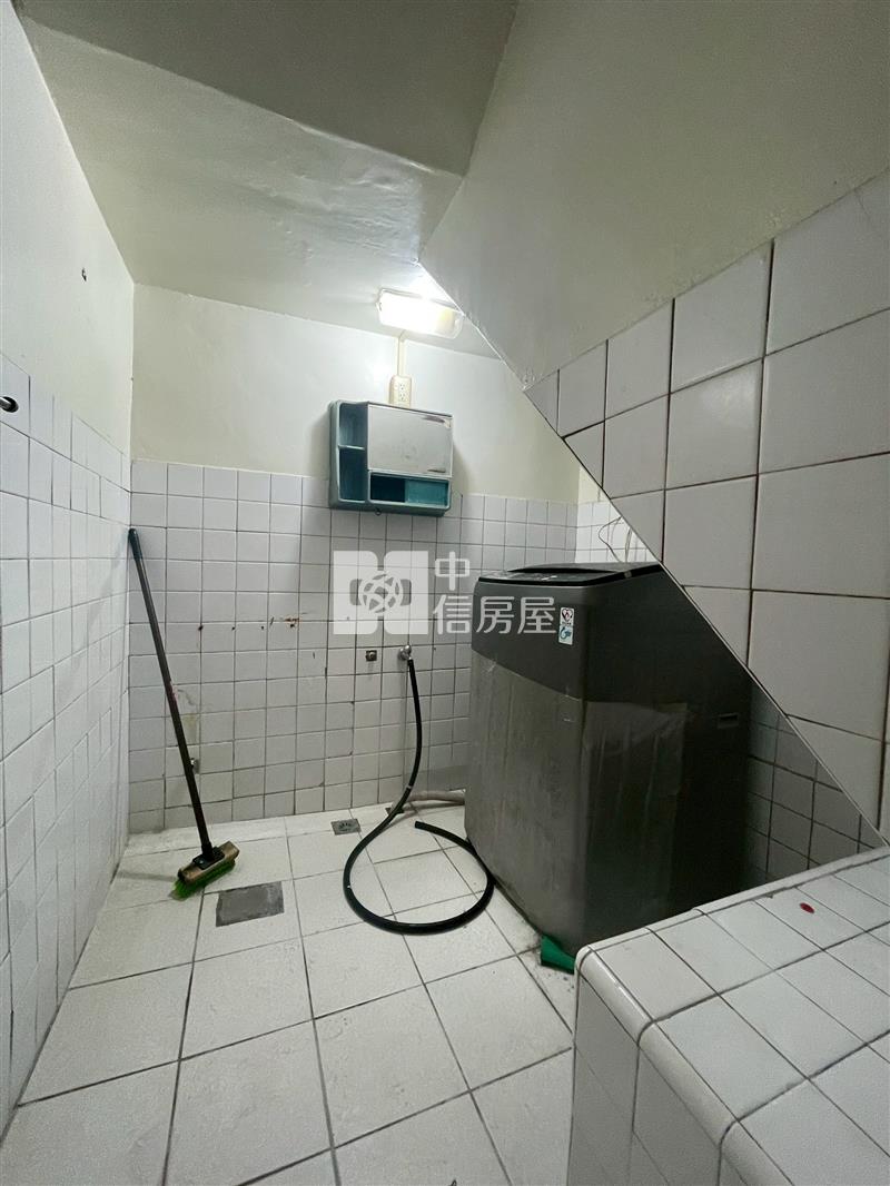 麻魚寮市場超值活巷透天房屋室內格局與周邊環境