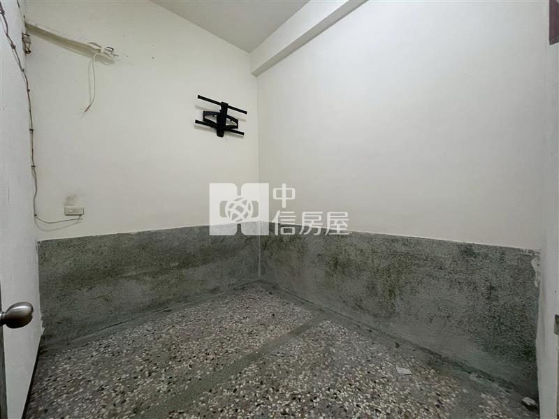 麻魚寮市場超值活巷透天房屋室內格局與周邊環境