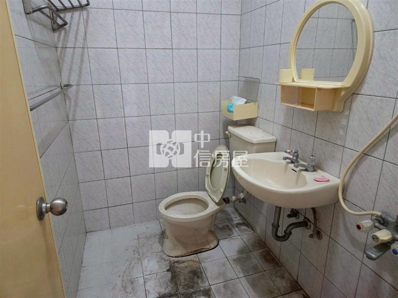 古坑市區便宜透天房屋室內格局與周邊環境