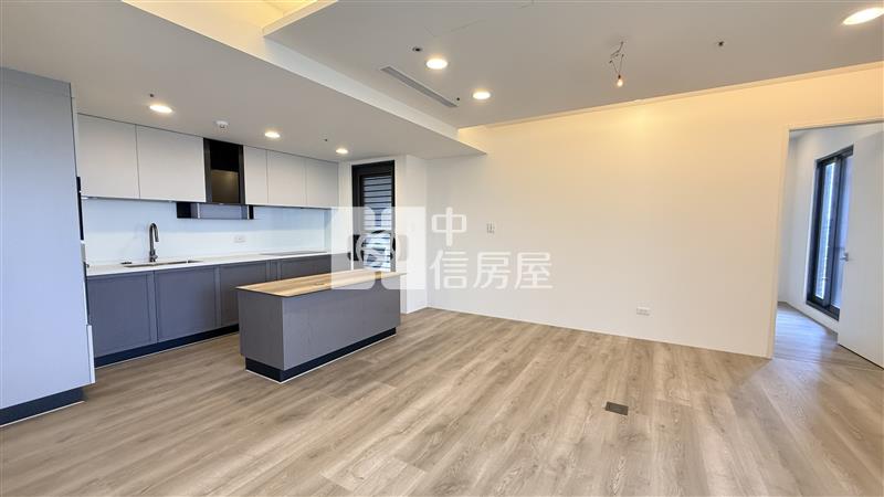 漢神洲際大毅一嶼頂樓露台戶雙主臥雙車房屋室內格局與周邊環境