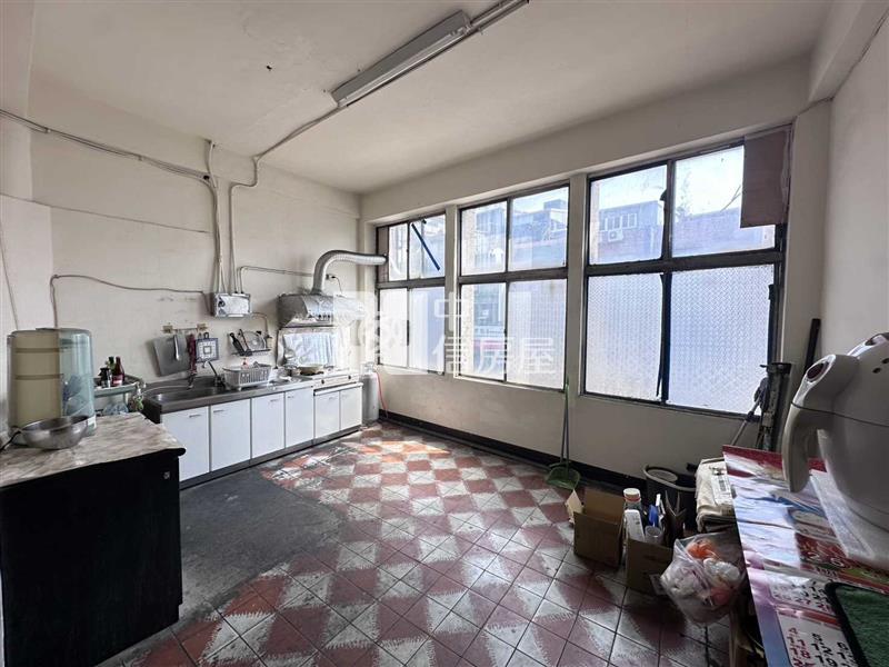專-桃市府20米路金透店(縱貫路)房屋室內格局與周邊環境
