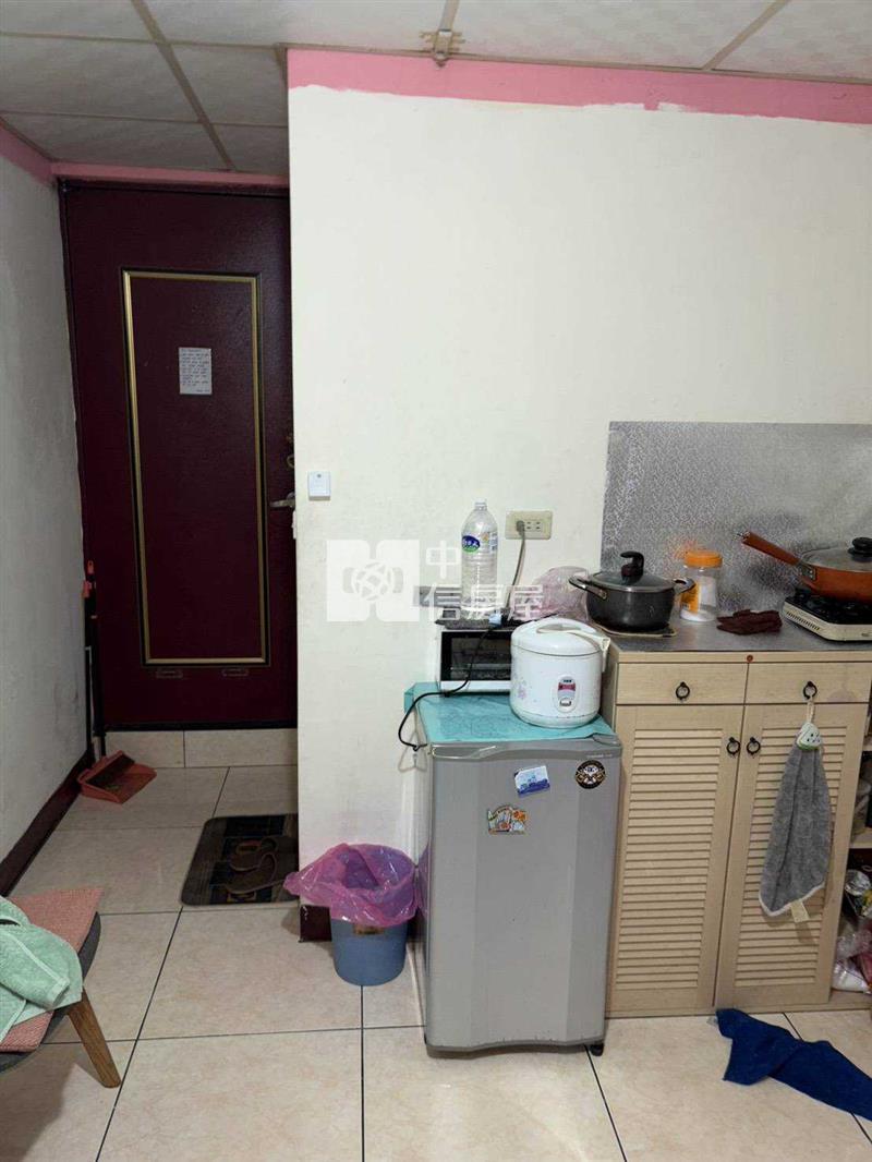 中壢工業區3樓滿租套房房屋室內格局與周邊環境