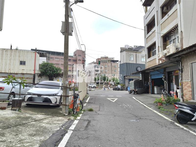 斗六市後站邊間美別墅房屋室內格局與周邊環境