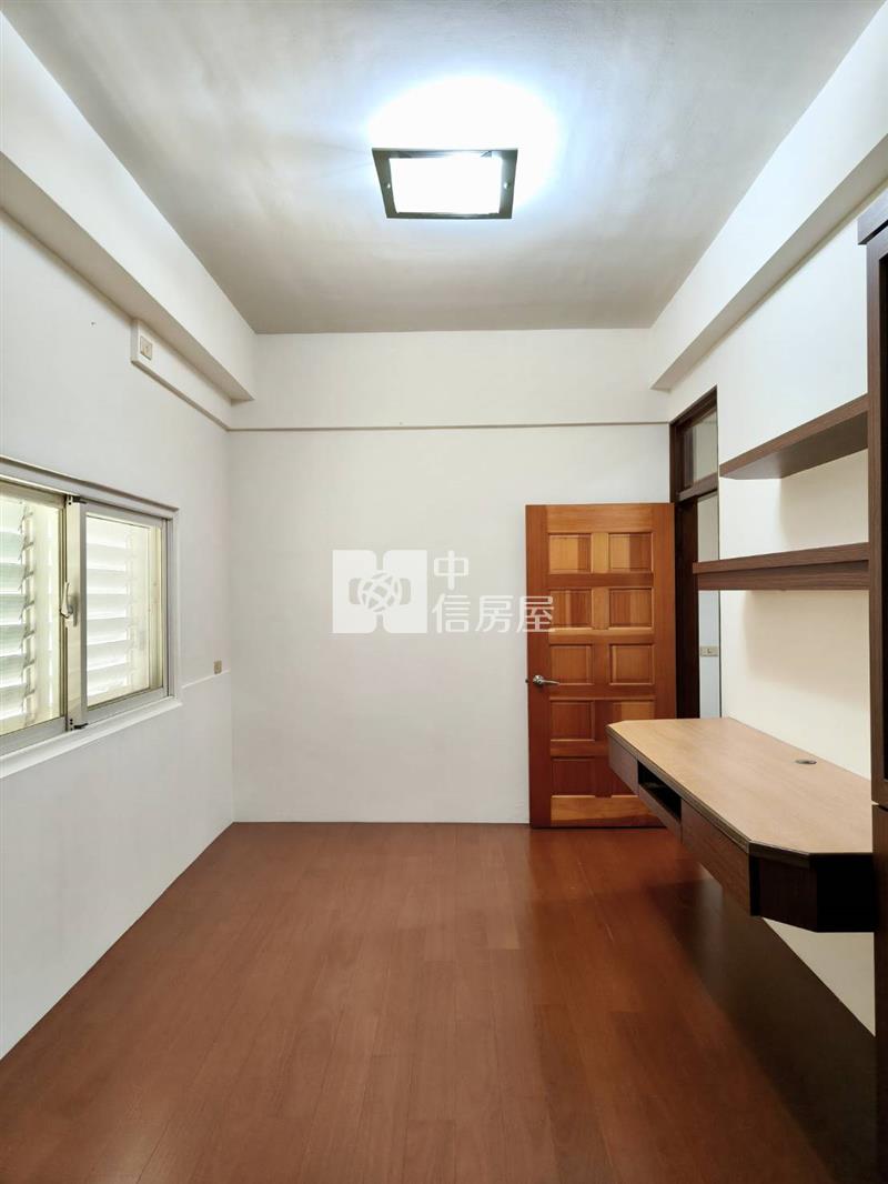 斗六市後站邊間美別墅房屋室內格局與周邊環境
