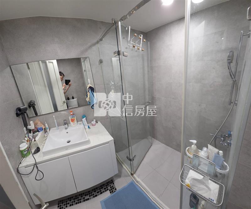 新悅城高樓層四房平車房屋室內格局與周邊環境