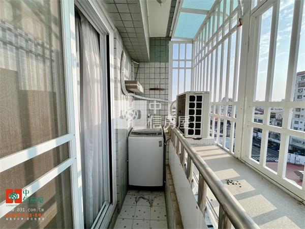 友愛商圈全新裝潢套房房屋室內格局與周邊環境