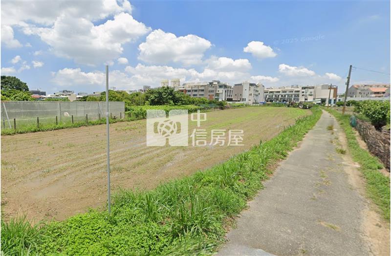 仁德虎山臨路持分73坪必賣農業區房屋室內格局與周邊環境