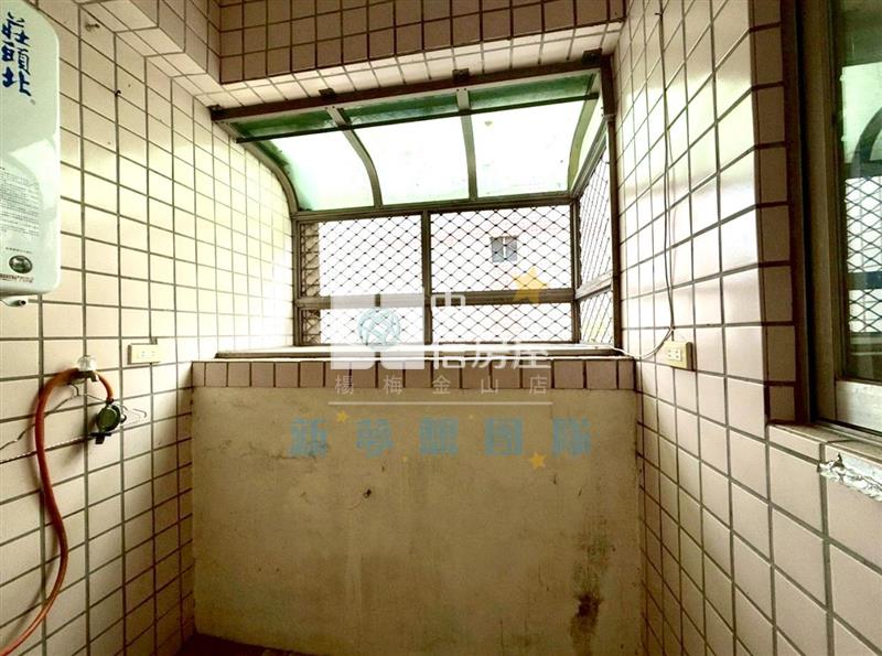 【新夢想】薪家坡超值3+1房公寓房屋室內格局與周邊環境