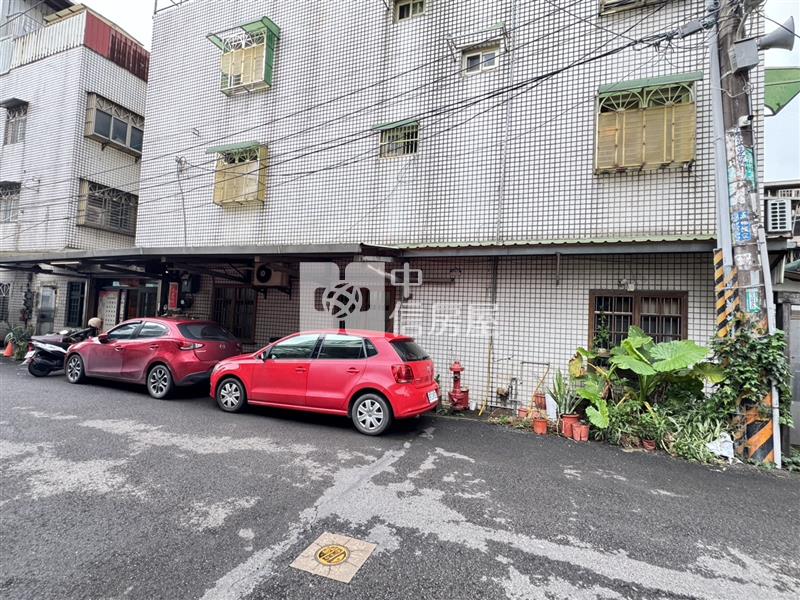 龍興國中.龍岡森林公園14米大面寬可雙車透天房屋室內格局與周邊環境