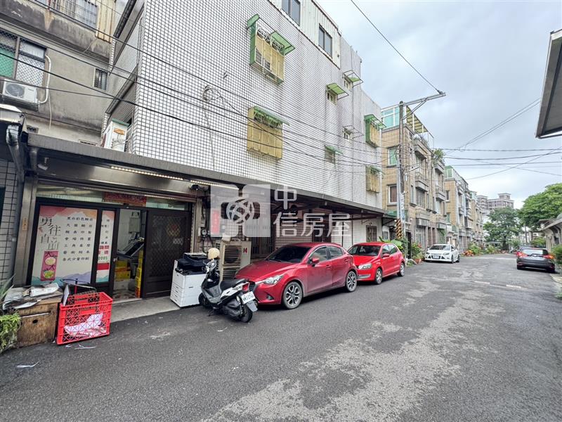 龍興國中.龍岡森林公園14米大面寬可雙車透天房屋室內格局與周邊環境