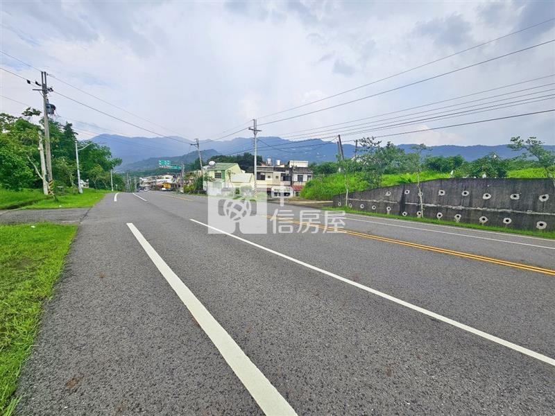 南化市區旁優美山坡地房屋室內格局與周邊環境