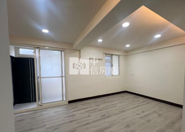 巨蛋幸福雙學區~全新整理邊間美寓房屋室內格局與周邊環境