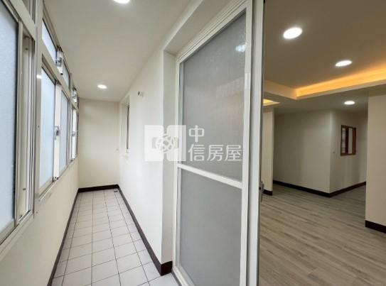 巨蛋幸福雙學區~全新整理邊間美寓房屋室內格局與周邊環境