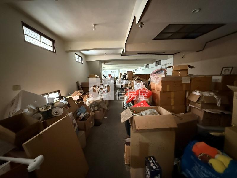 正國光路稀有百坪透店房屋室內格局與周邊環境