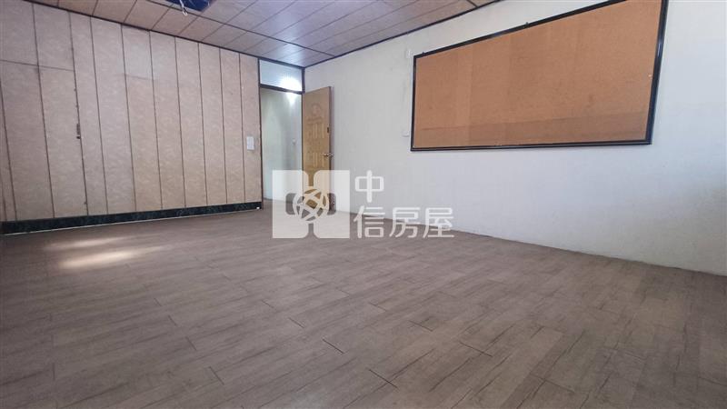 歸仁大面寬買地送厝房屋室內格局與周邊環境