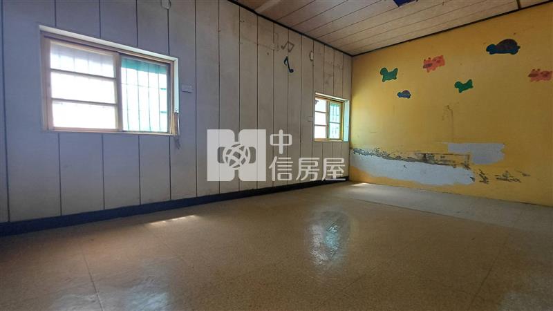 歸仁大面寬買地送厝房屋室內格局與周邊環境