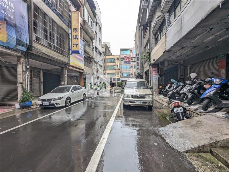 桃園低樓層-公寓價格美套房房屋室內格局與周邊環境