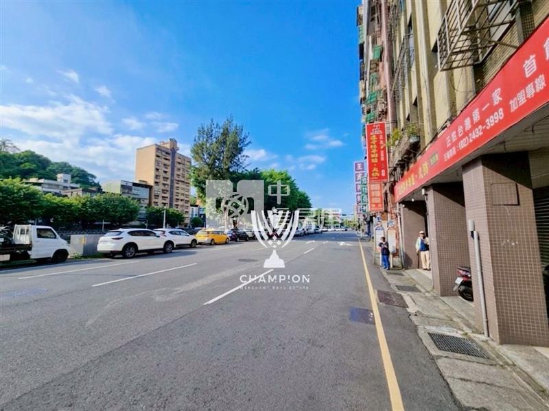 【冠軍商仲】女中旁稀有高投報3套房收租戶房屋室內格局與周邊環境
