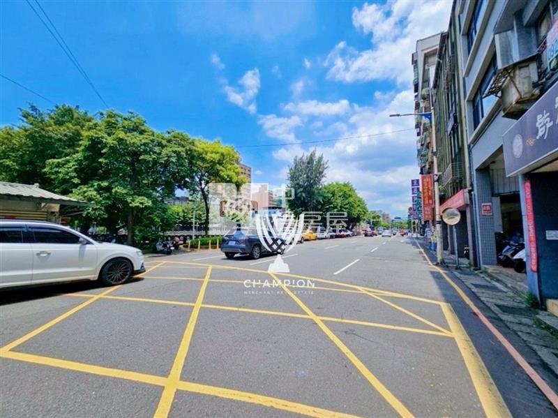 【冠軍商仲】女中旁稀有高投報3套房收租戶房屋室內格局與周邊環境