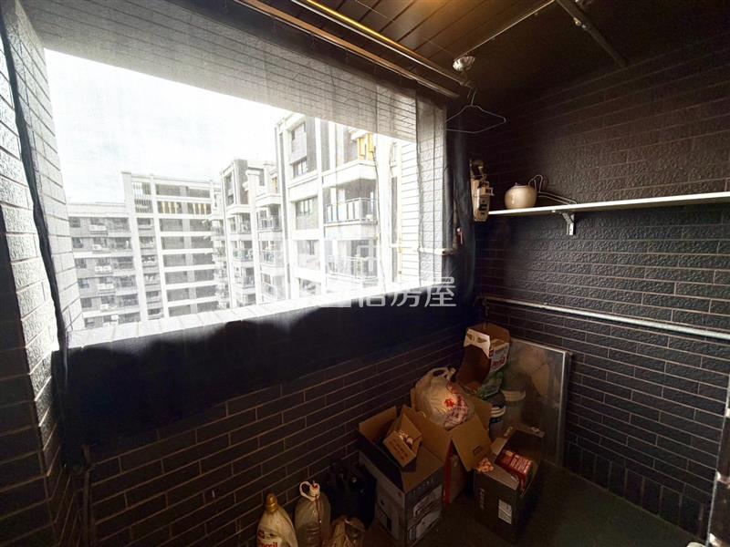 桃園中路唯樂之丘美裝潢景觀三房車房屋室內格局與周邊環境