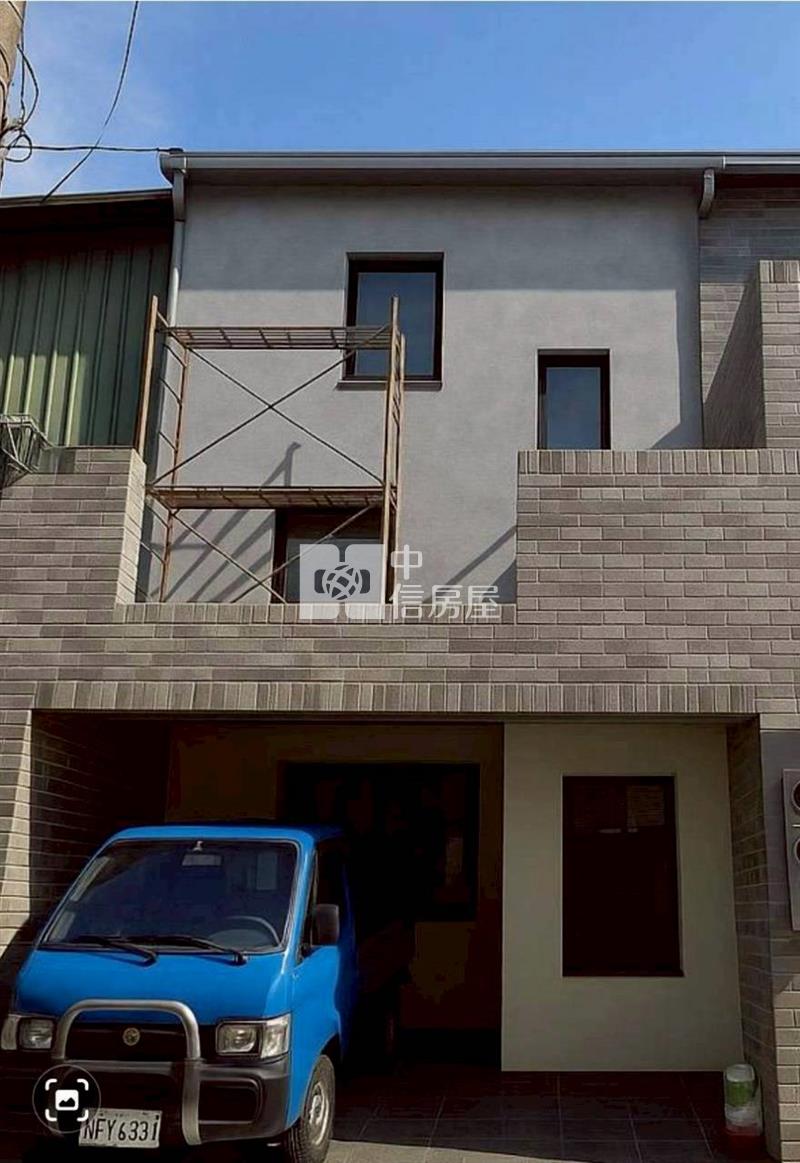中壢體育園區南亞透天房屋室內格局與周邊環境