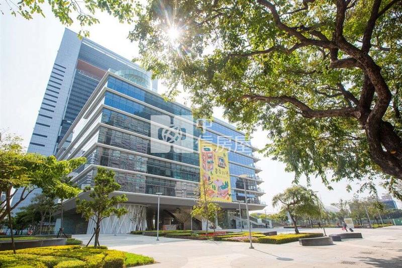 R8亞灣33樓高層收租美2房房屋室內格局與周邊環境