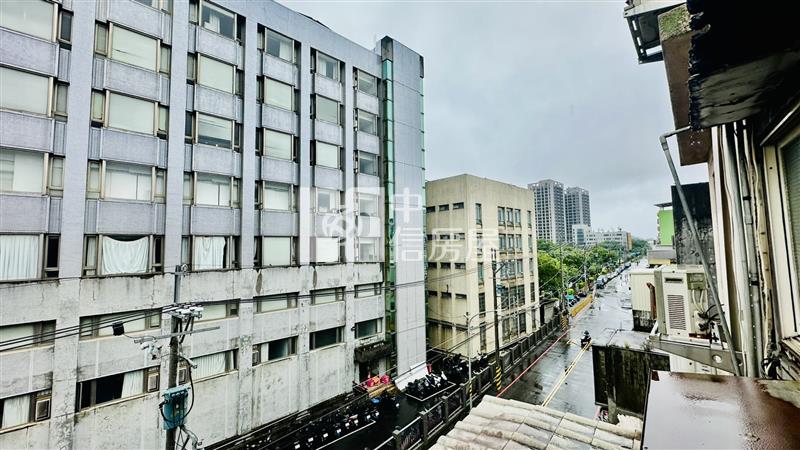 南亞金雞母8套房+店面房屋室內格局與周邊環境
