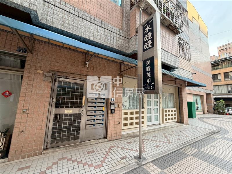 一點利市場文心凱旋3房平車房屋室內格局與周邊環境