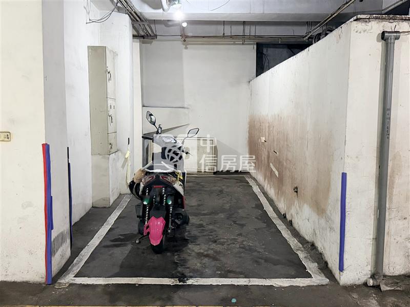 一點利市場文心凱旋3房平車房屋室內格局與周邊環境