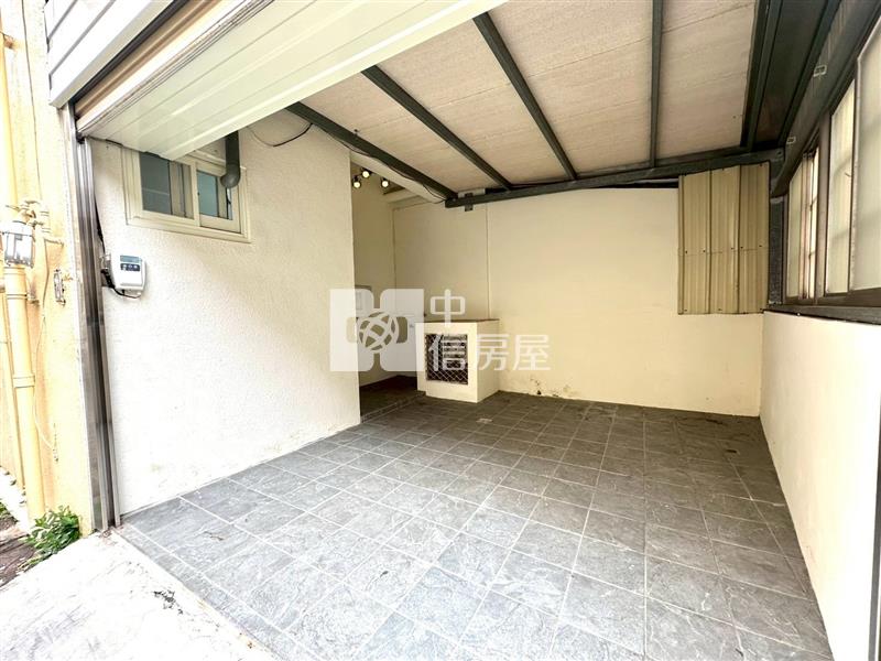 崇德商圈國泰晴園邊間車庫別墅房屋室內格局與周邊環境