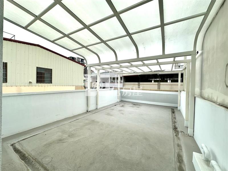 崇德商圈國泰晴園邊間車庫別墅房屋室內格局與周邊環境