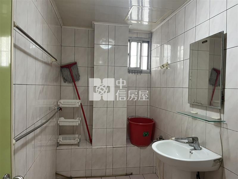 台中女中一層一戶健身宅房屋室內格局與周邊環境