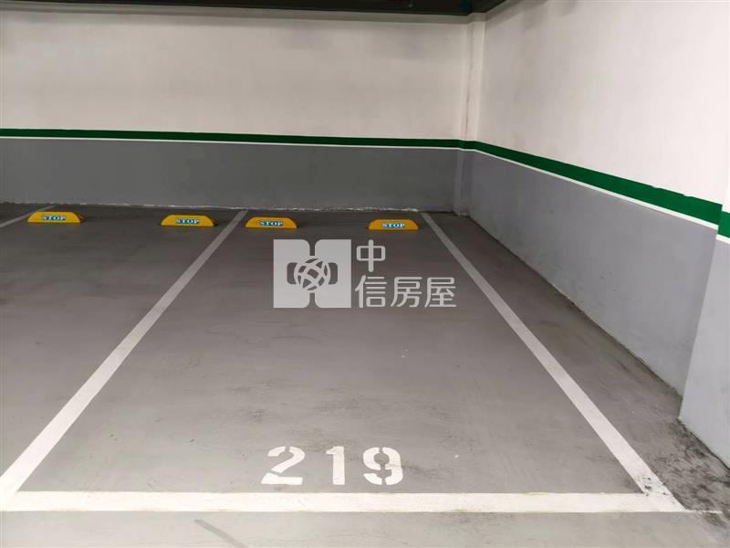 青埔漂亮2房+車房屋室內格局與周邊環境