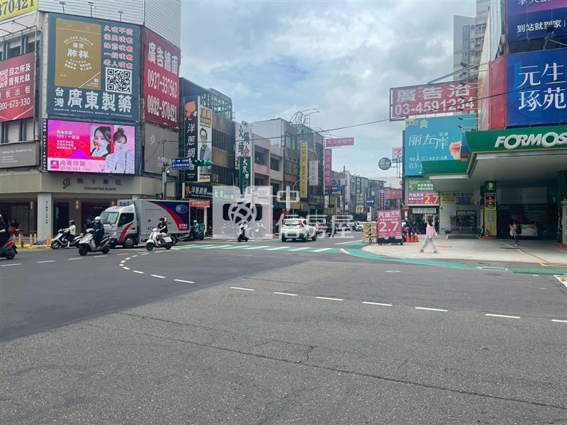 SOGO商圈優質金店面房屋室內格局與周邊環境