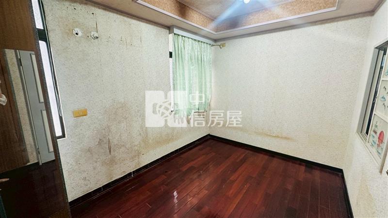 ▲信義市場平地二樓房屋室內格局與周邊環境