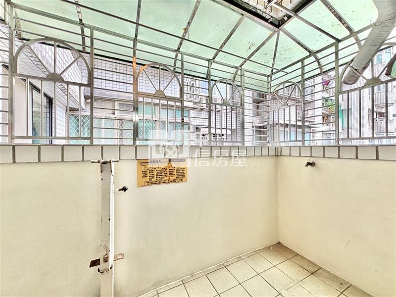 光華國宅前區清新美三房房屋室內格局與周邊環境