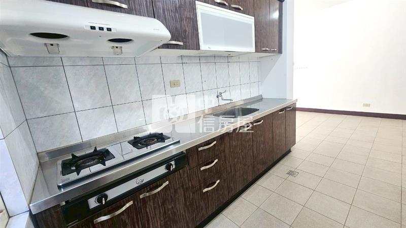 【新世紀】中壢區公所1+2樓店住房屋室內格局與周邊環境