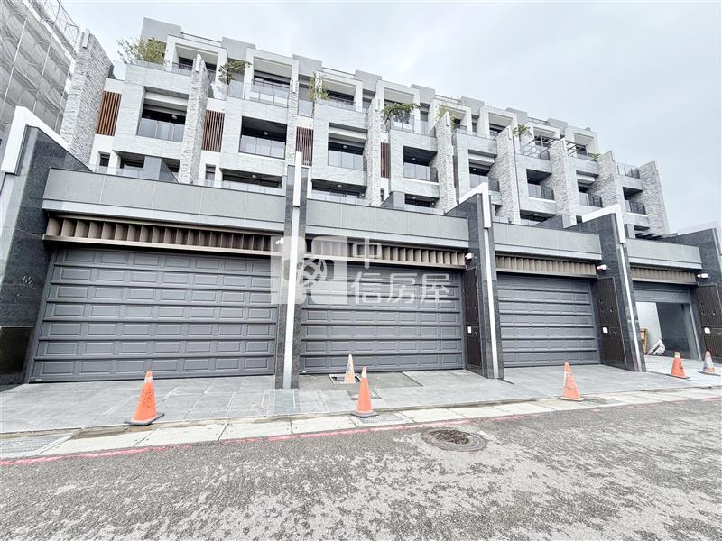 14期美和段建地42(專任)房屋室內格局與周邊環境