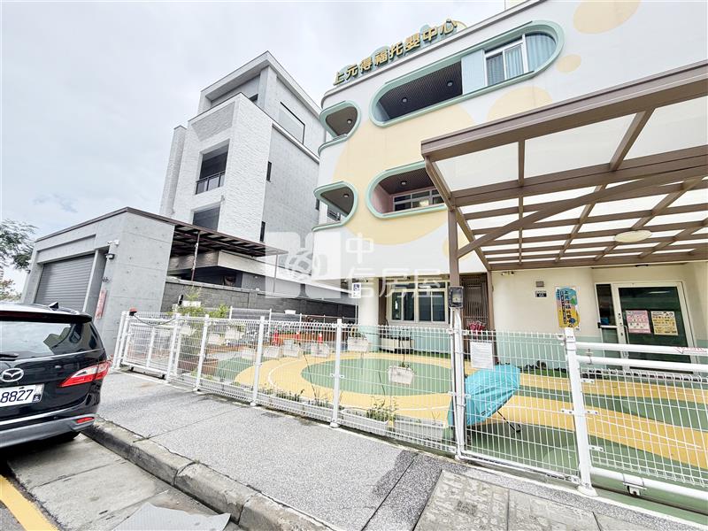 14期美和段建地42(專任)房屋室內格局與周邊環境